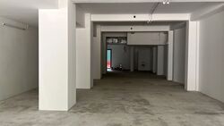 North Canal Road (D1), Retail #602504981